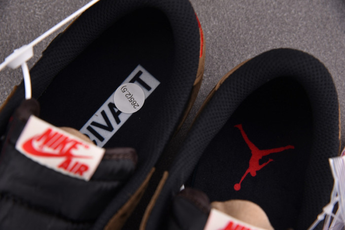 Travis Scott x Air Jordan 1 Low OG Velvet Brown DM7866-212