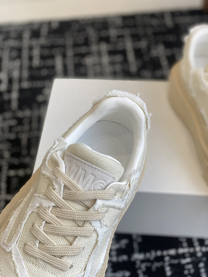 Maison Margiela Sneaker MM000048