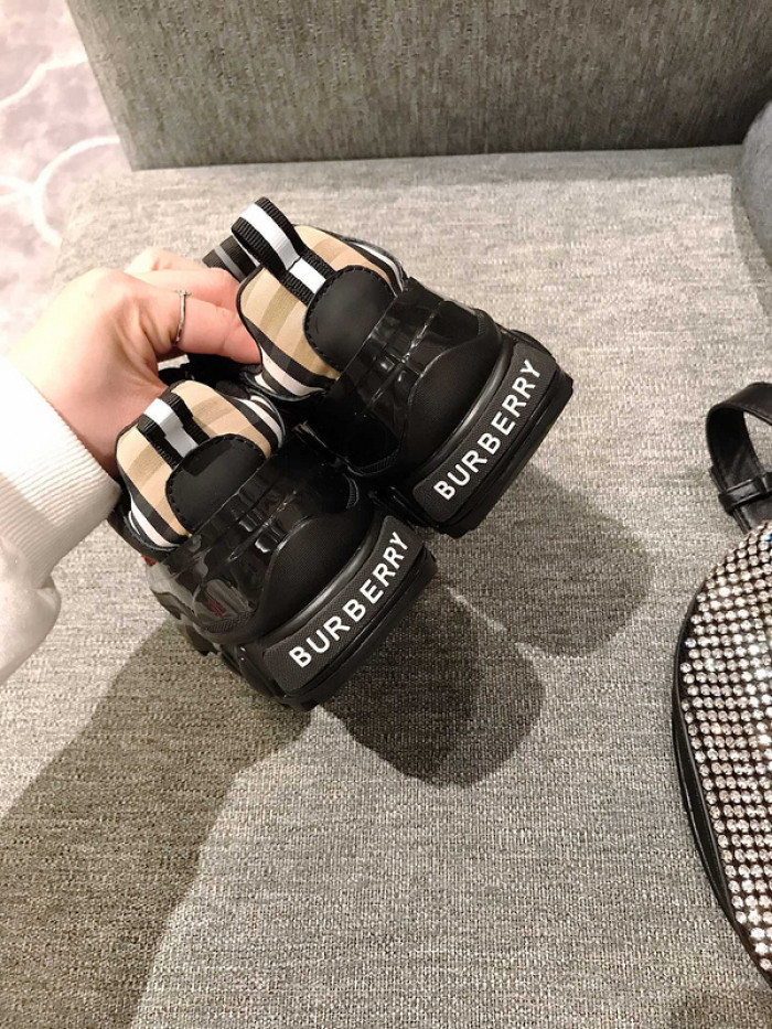 Burber*y sneakers B000004