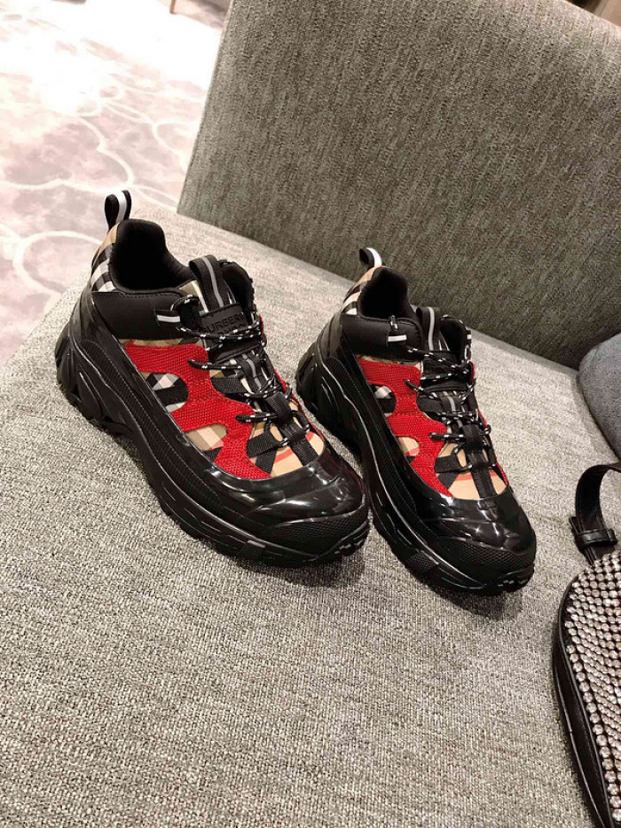 Burber*y sneakers B000004