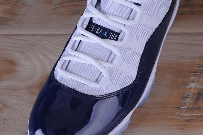 AIR JORDAN 11 RETRO "WIN LIKE 