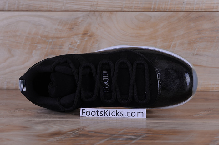 AIR JORDAN 11 RETRO LOW BG  "BARON"  528895-010