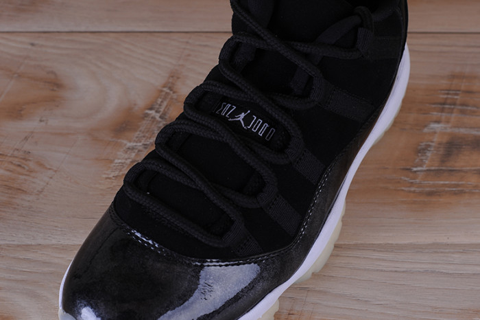 AIR JORDAN 11 RETRO LOW BG  "BARON"  528895-010