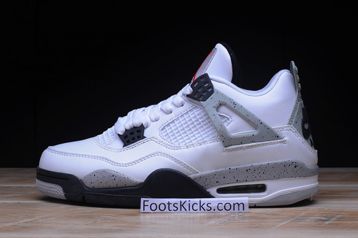 Air Jordan 4 OG “White Cement”  840606-192