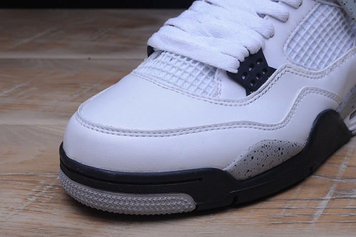 Air Jordan 4 OG “White Cement”  840606-192