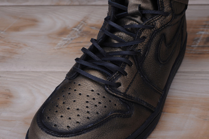 Air Jordan 1 Ret High OG Wings AA2887-035