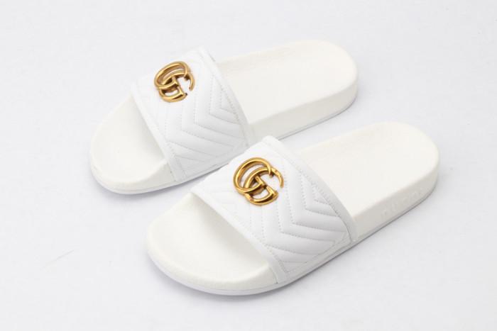Gucc* Sandal18