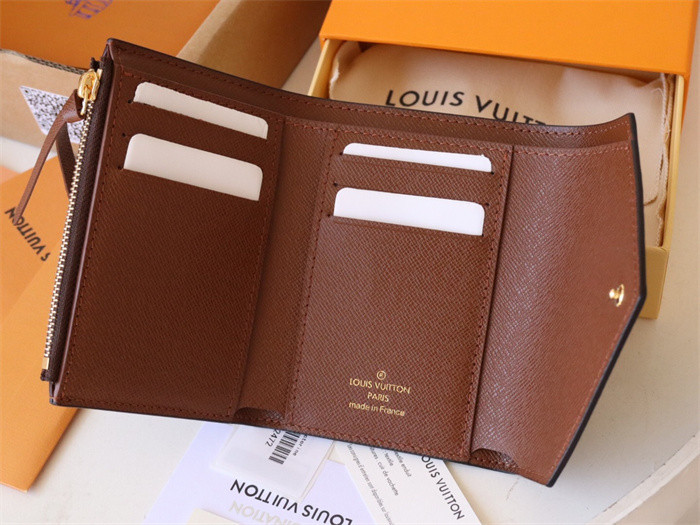 DIOR WALLET10