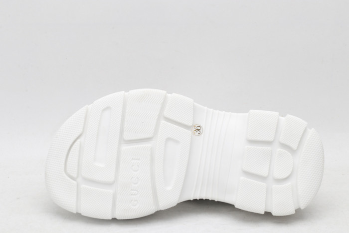 G*u*i* sandal39