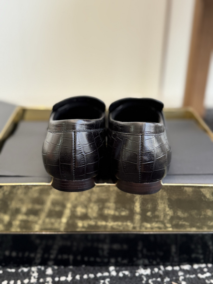 C&L Loafer CLF000013
