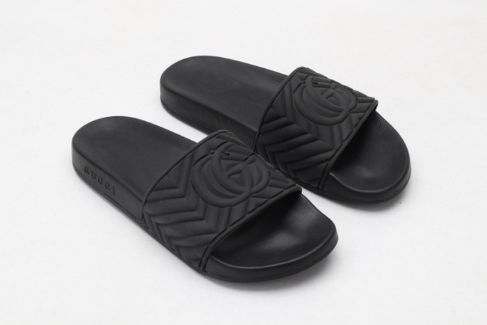G*u*i* sandal19