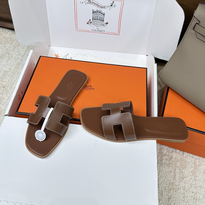 Herme* Sandal252（smooth surFa*e）