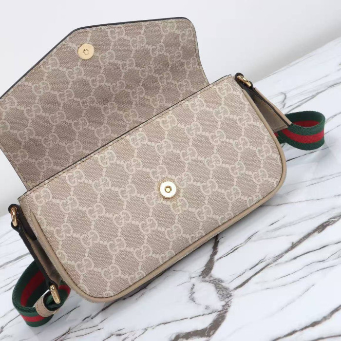Gvc*1 bag9