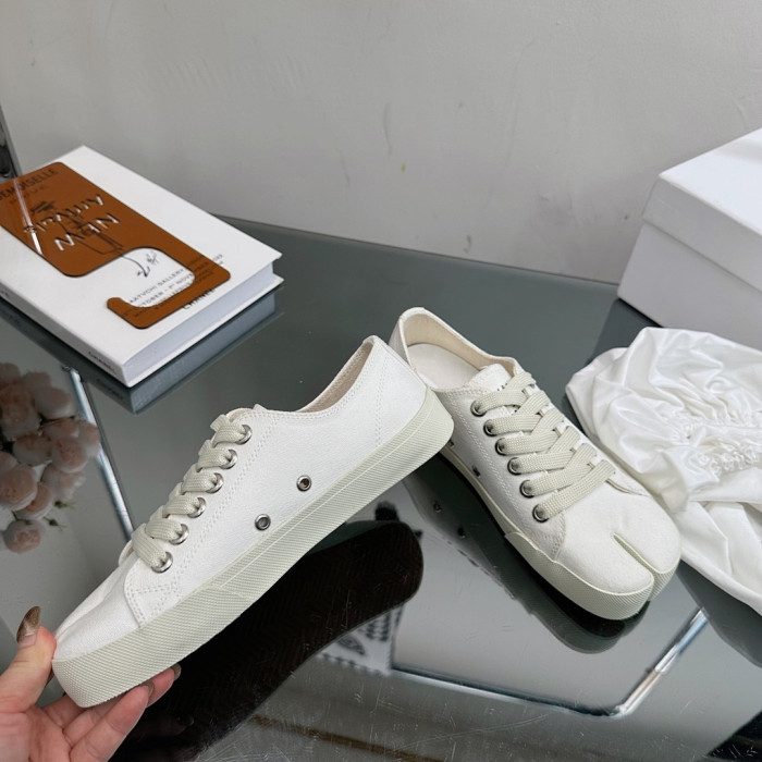 Maison Margiela Sneaker MM000126