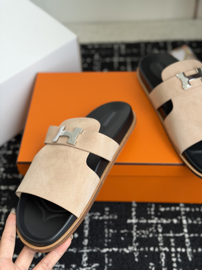 Herme* Sandal147