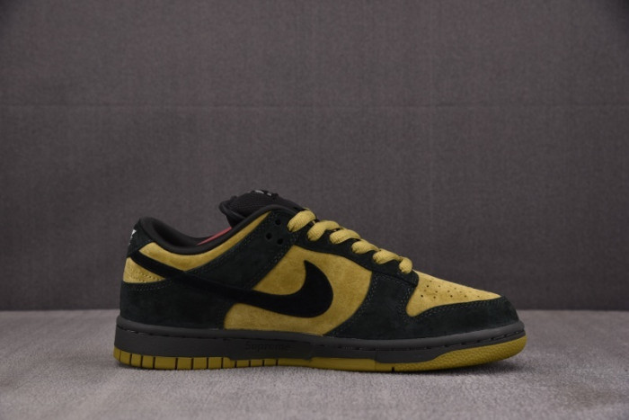 Nike SB Dunk Low 94 Camper Green HQ8487-300