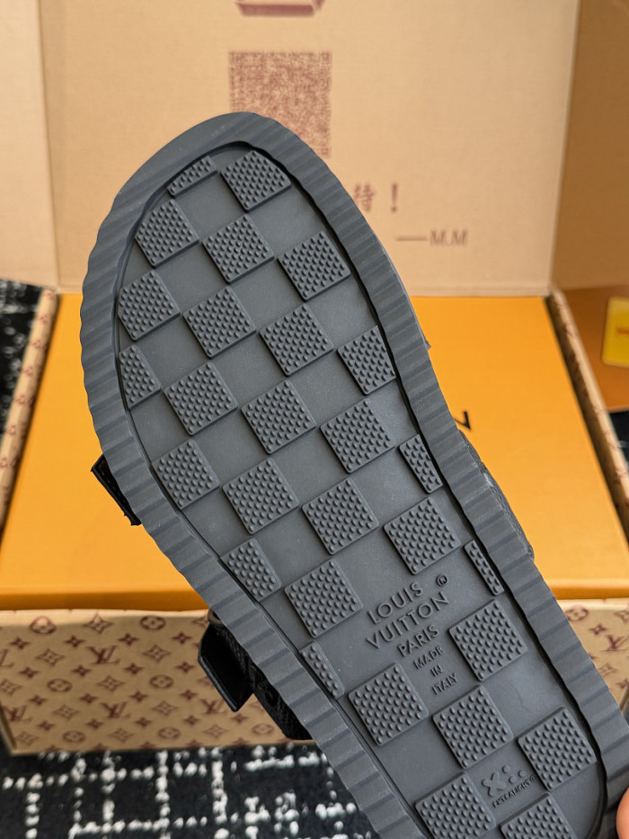 L&V sandal183