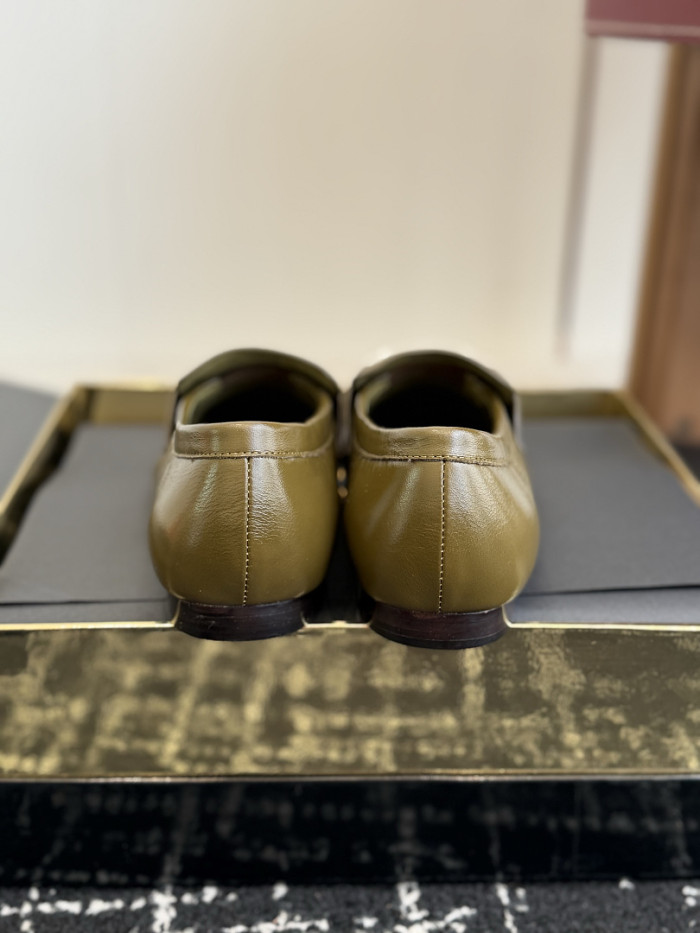 C&L Loafer CLF000002