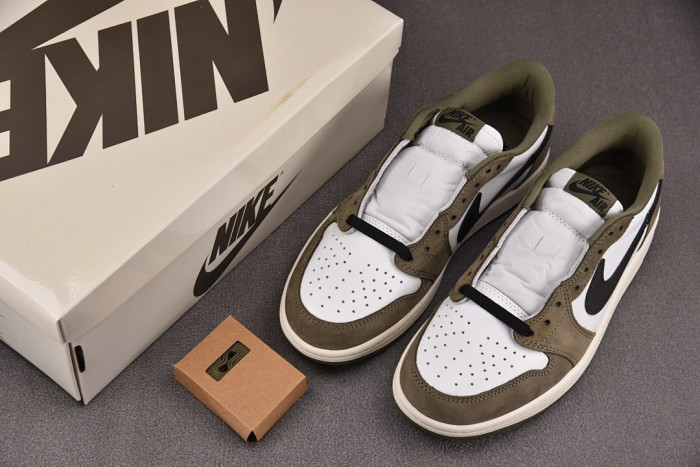 Air Jordan 1 Retro Low OG Medium Olive HQ6998-200