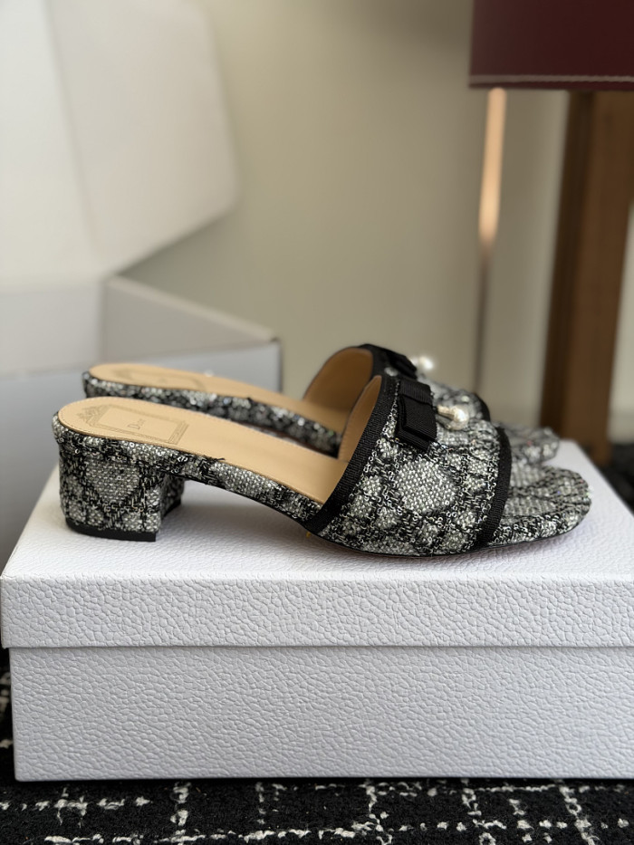 Dio*r sandal 119