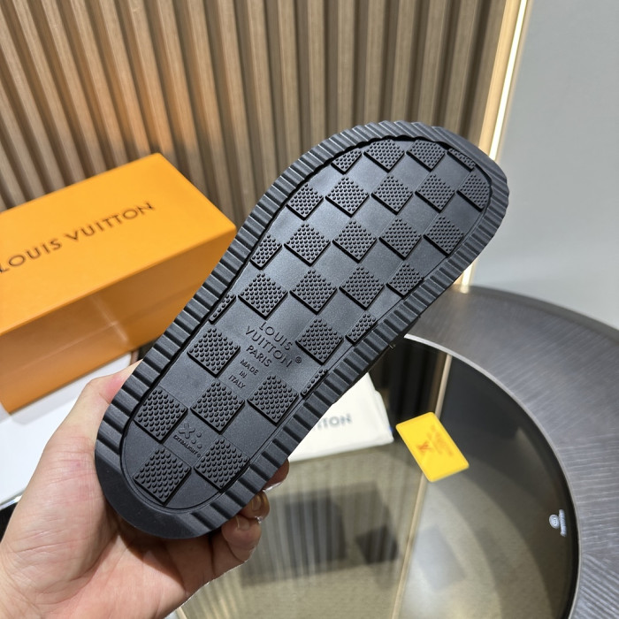 L&V sandal153