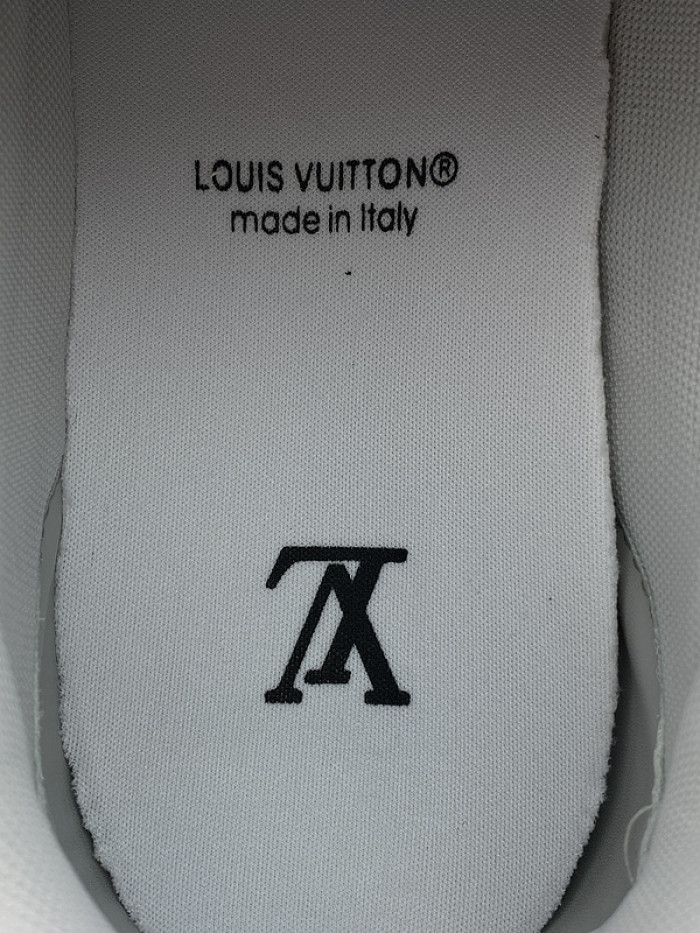 l&v snekaers l0000146
