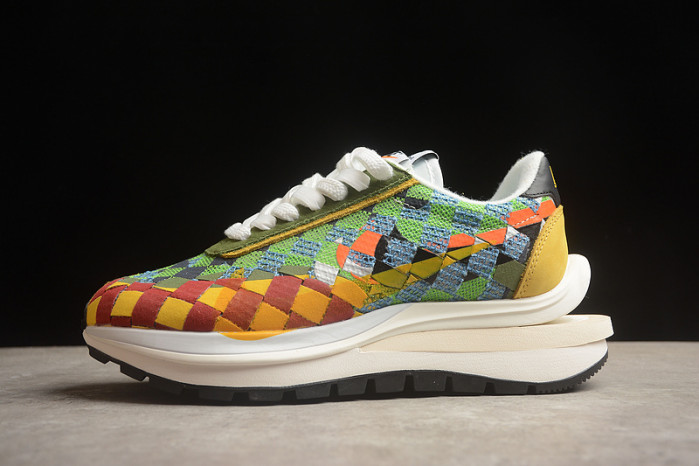 sacai x nike ldvaporwaffle mix low “green dr5209-300