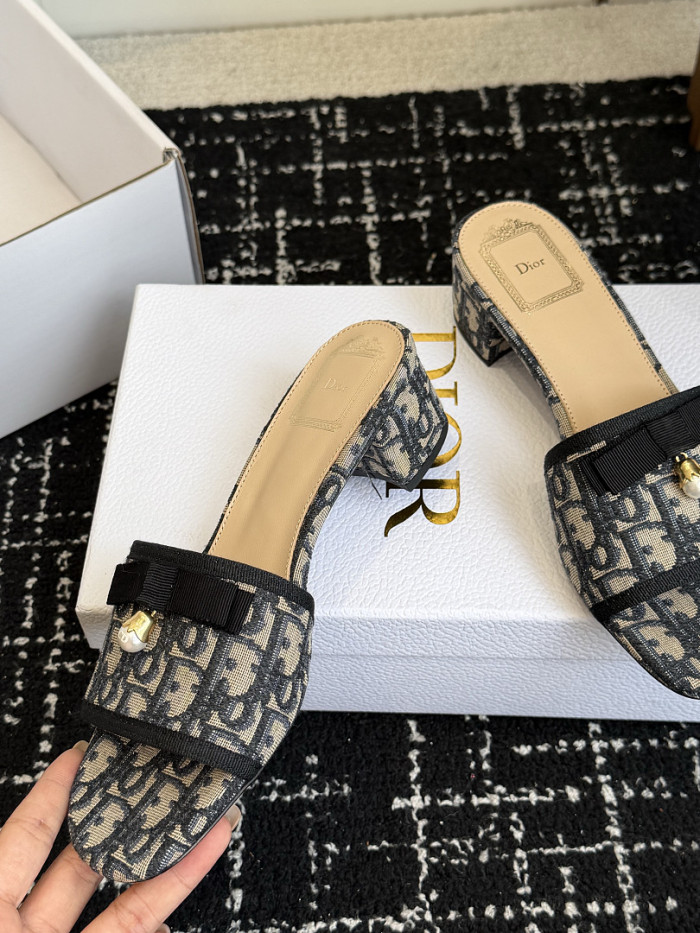 Dio*r sandal 122