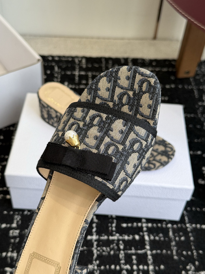 Dio*r sandal 122