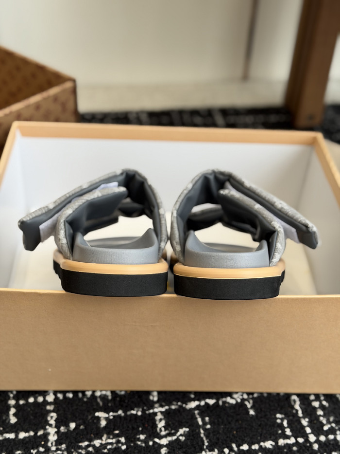 L&V sandal167