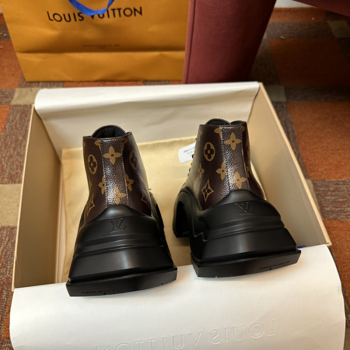 L&V BOOTS L0000202