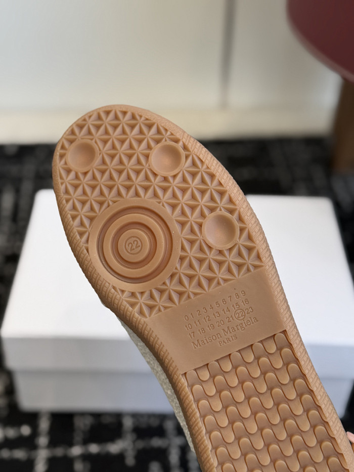 Maison Margiela Sneaker MM000105