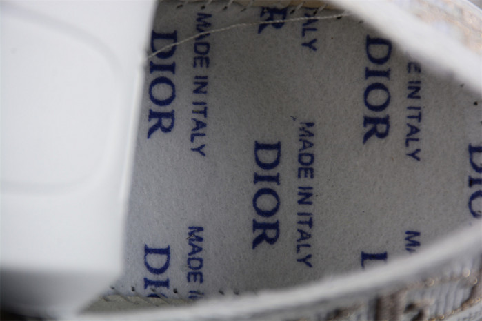 dio* sneakers t0000-057