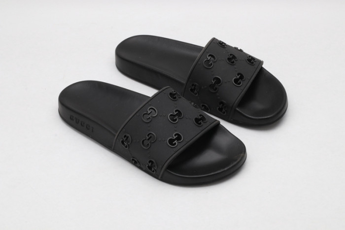 G*u*i* sandal12