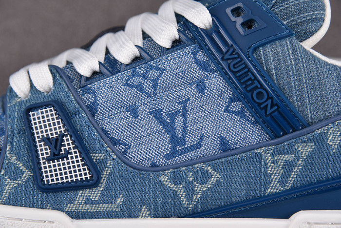 lv snekaers l000007