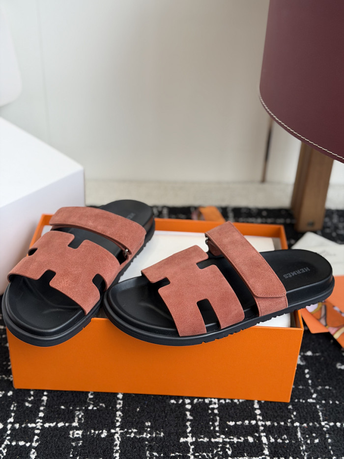 Herme* Sandal150