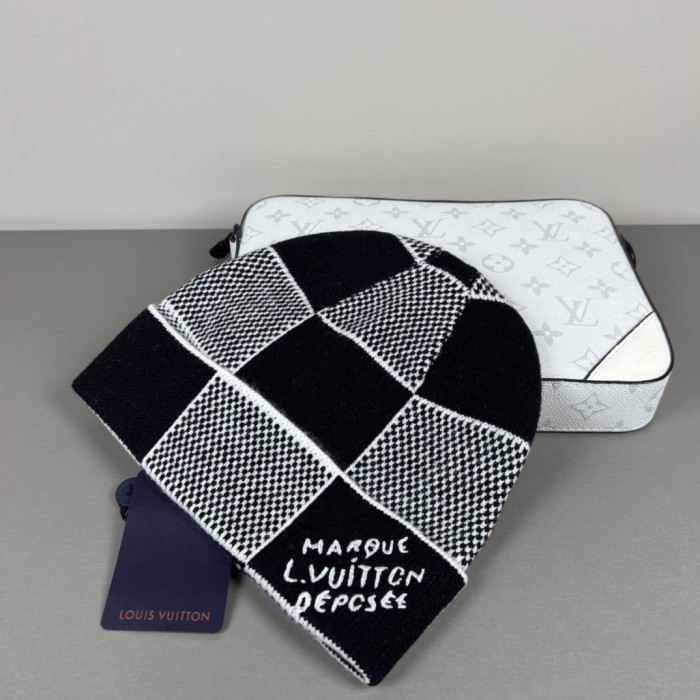 LV hat53