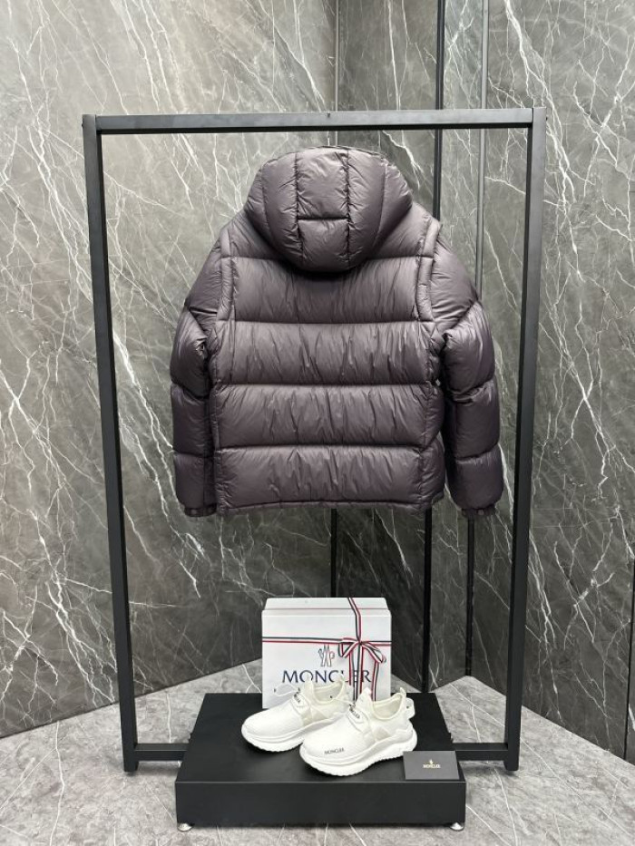Moncler Down Jacket 80