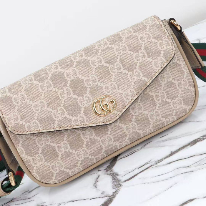 Gvc*1 bag9