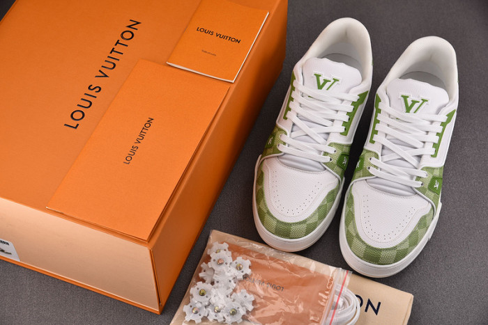 l&v snekaers l0000184