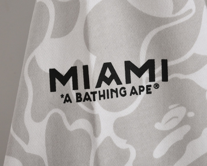 BAPE Hoodie60