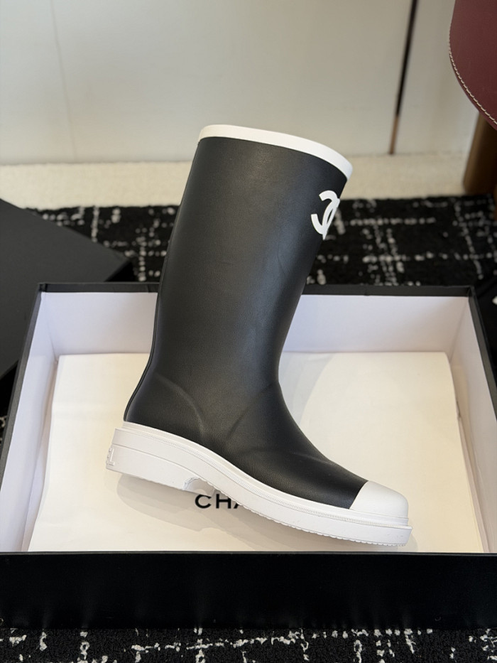 Chane* boots C000071