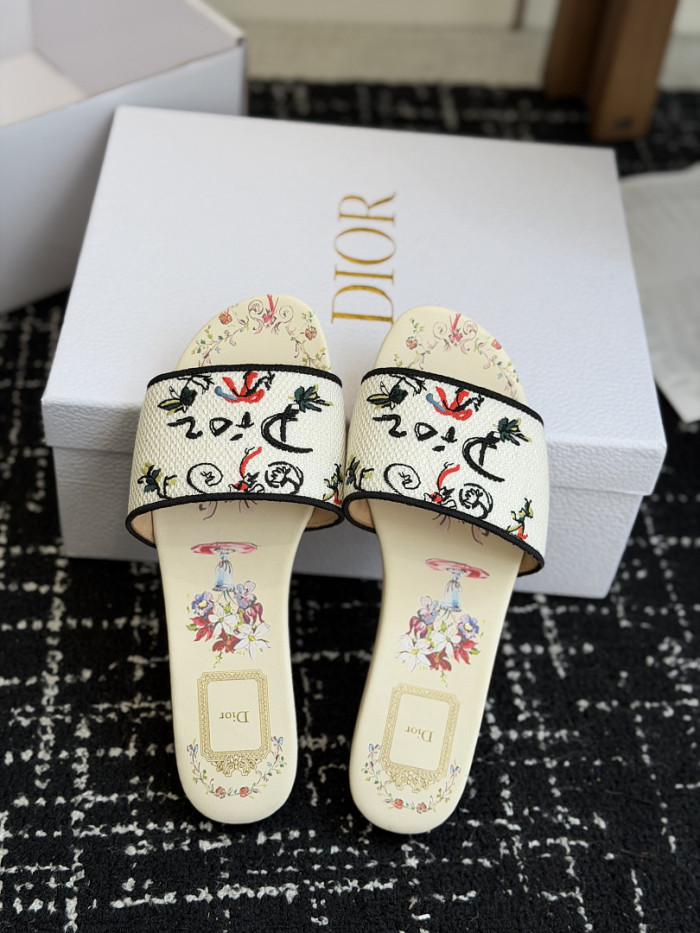Dio*r sandal 87