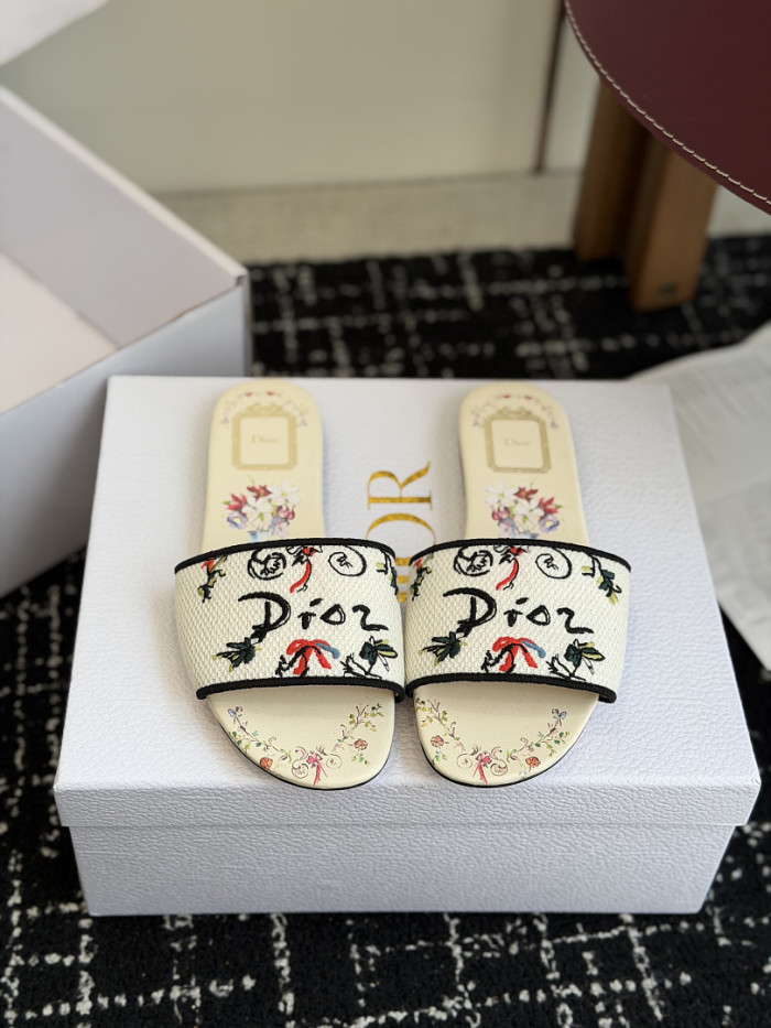 Dio*r sandal 87