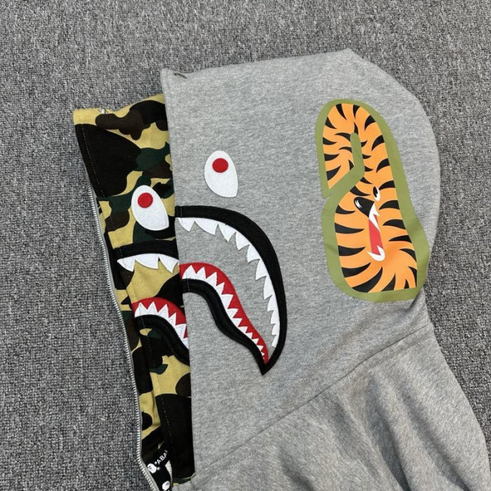 BAPE Hoodie87
