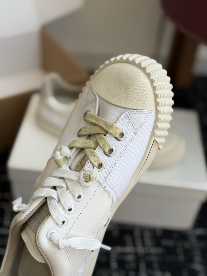 Ma1s0n Marg*e1a Sneaker MM000156