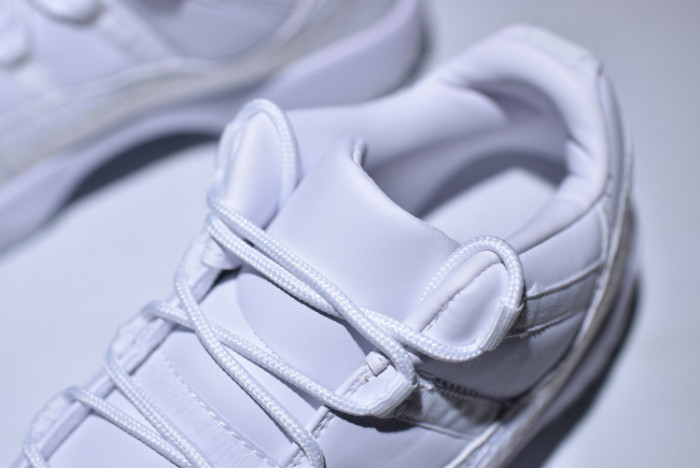 air jordan 11 low heiress frost white 897331-100