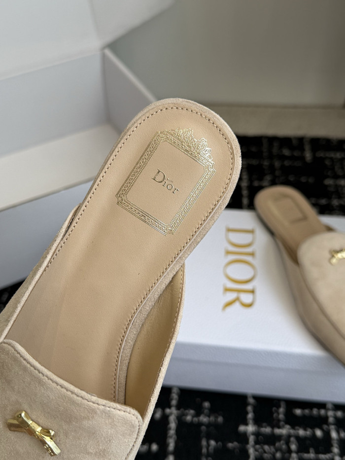 Dio*r sandal 132