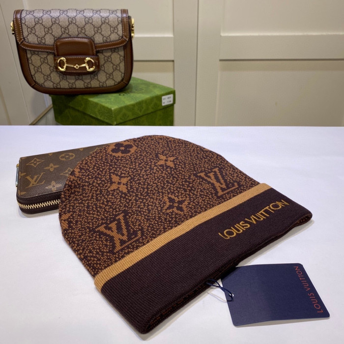 LV hat66