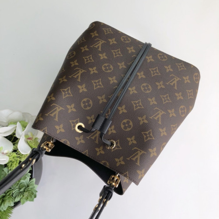 L&V BAG78 --26X22X27CM